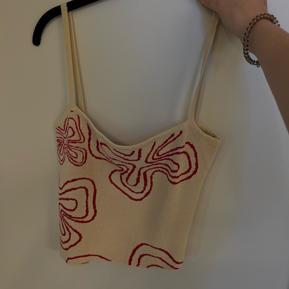 Verge Girl Cream Knit Tank with Red Swirls; size S